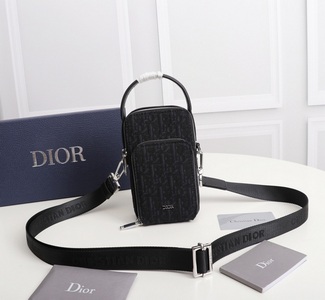 DIOR Handbags 883